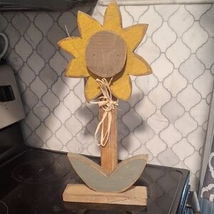 Wooden Sunflower Decor
